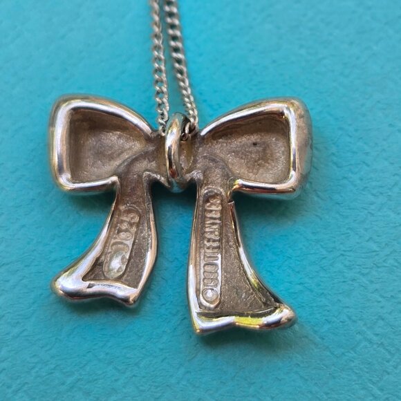 Tiffany & Co. Ribbon on 18" Chain - Picture 4 of 6